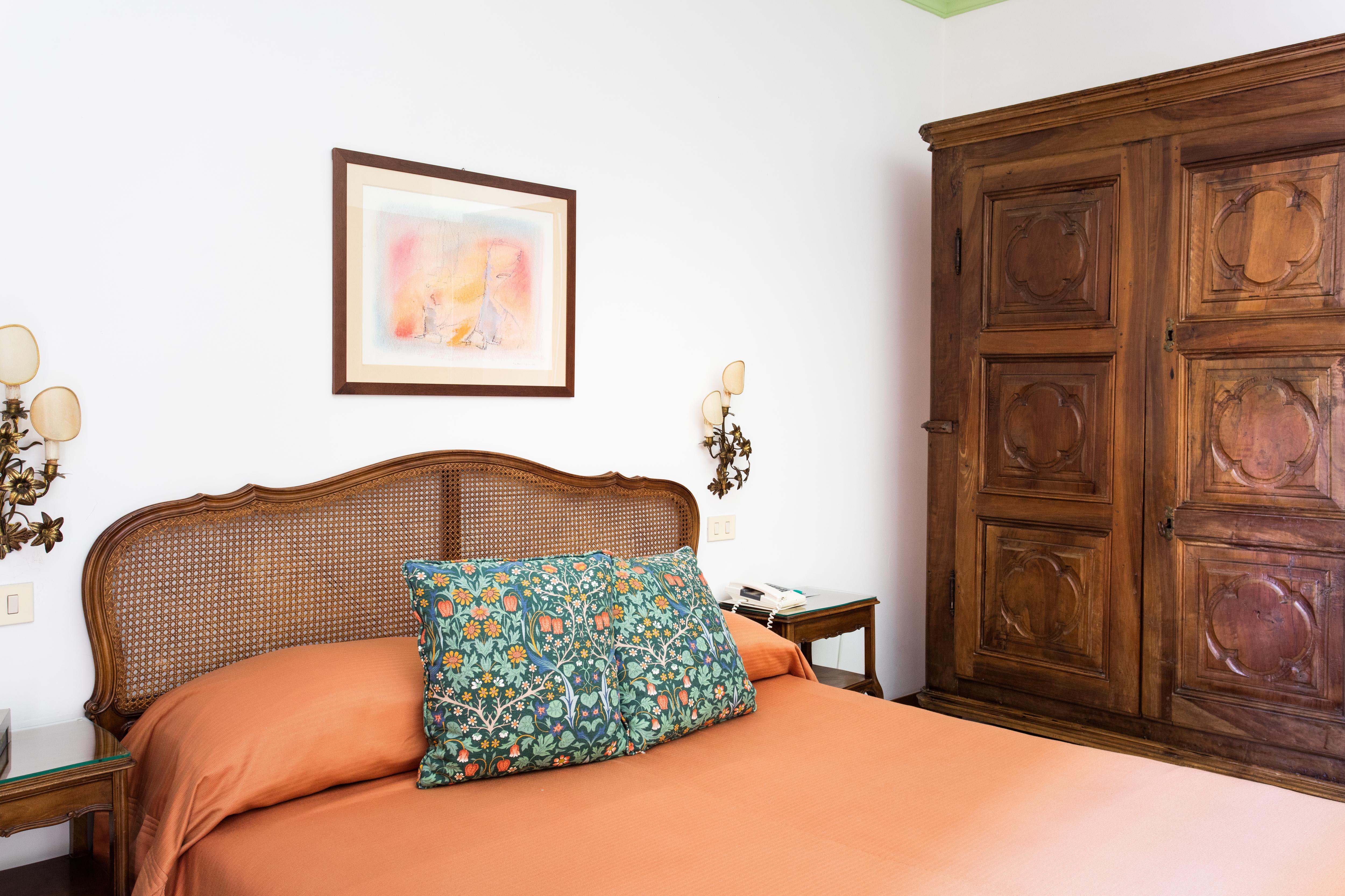 Residenza D'epoca Quattro Fontane Hotel 4*